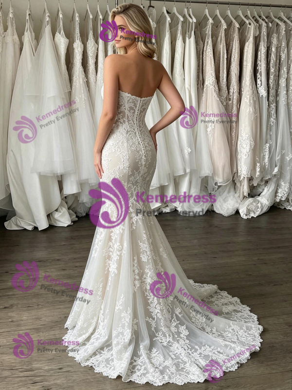 White Mermaid Tulle Appliques Strapless Wedding Dress