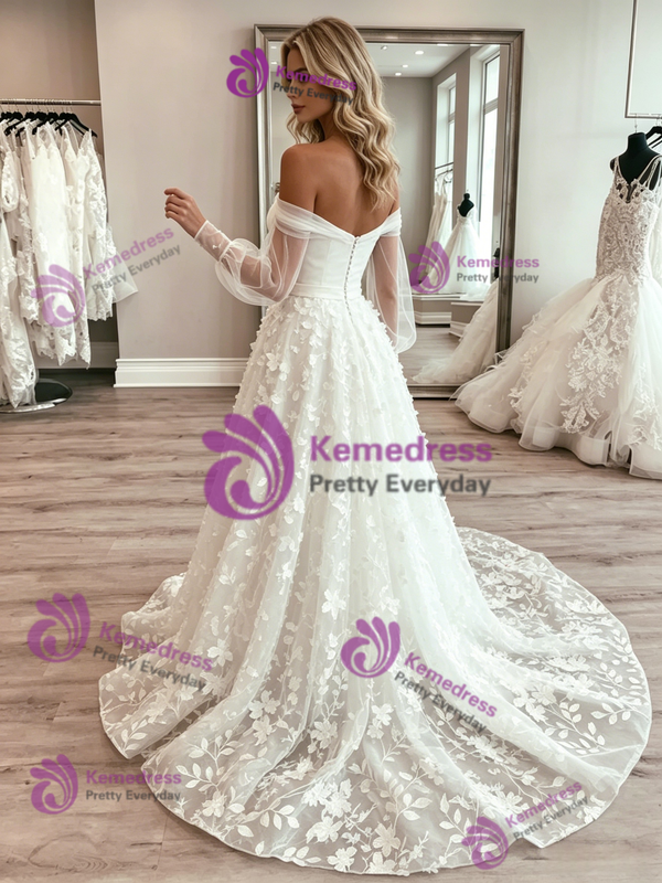 White Strapless Tulle Appliques Wedding Dress