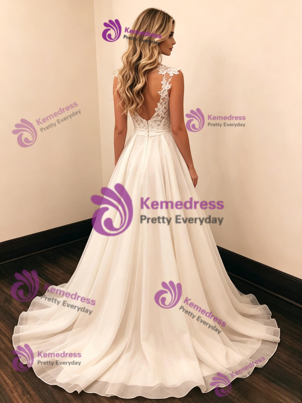 White Tulle V-neck Lace Wedding Dress