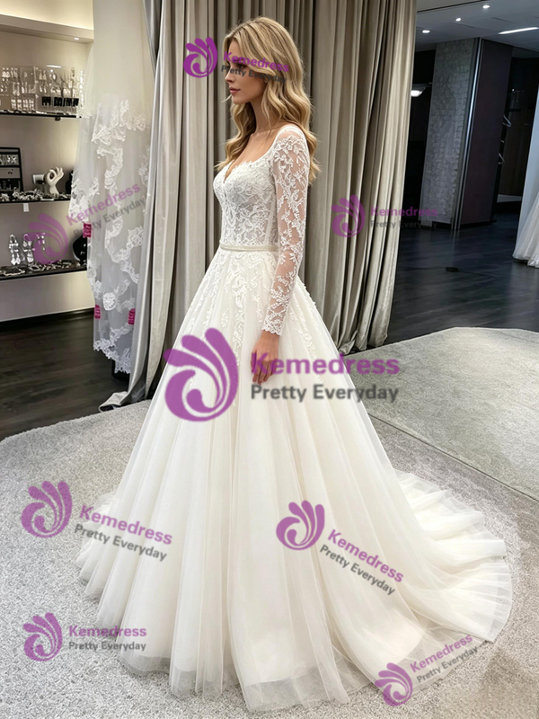 White Tulle Long Sleeve Appliques Wedding Dress