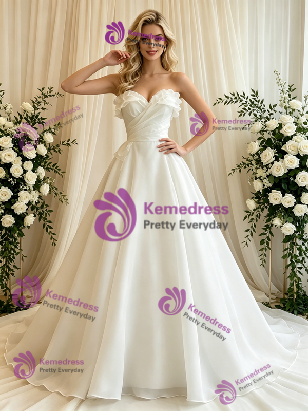White Tulle Strapless Wedding Dress