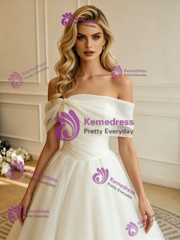 White Tulle Off the Shoulder Pleats Wedding Dress
