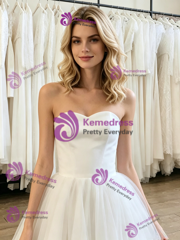 White Tulle Strapless Wedding Dress