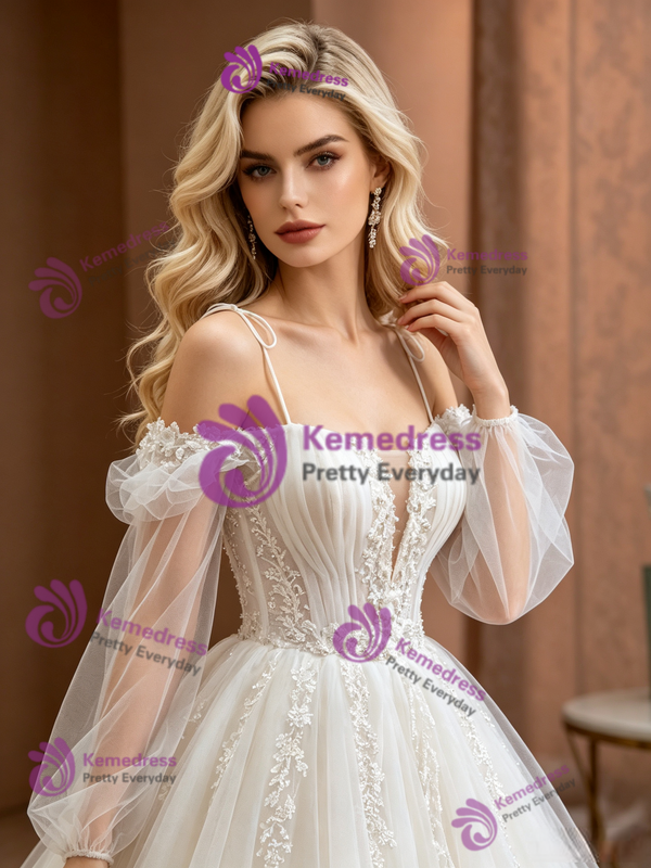 White Tulle Appliques Long Sleeve Wedding Dress