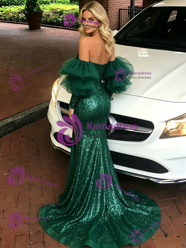 Green Mermaid Sequins Long Sleeve Prom Dress