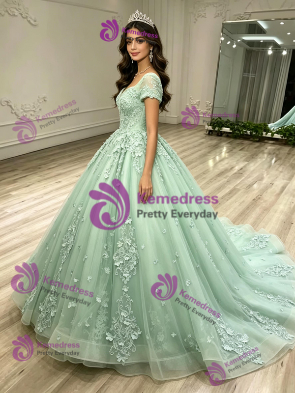 Green Tulle Short Sleeve V-neck Appliques Quinceanera Dress