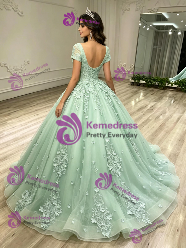 Green Tulle Short Sleeve V-neck Appliques Quinceanera Dress
