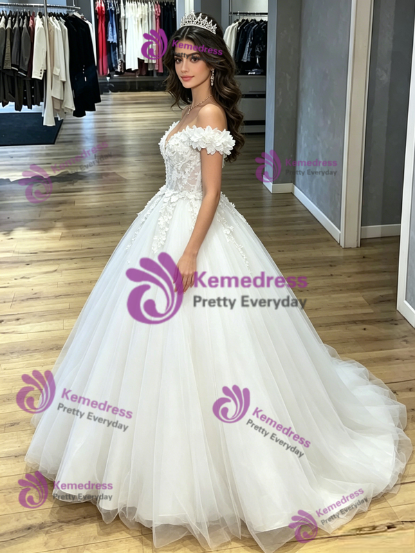 White Tulle Off the Shoulder Appliques Quinceanera Dress
