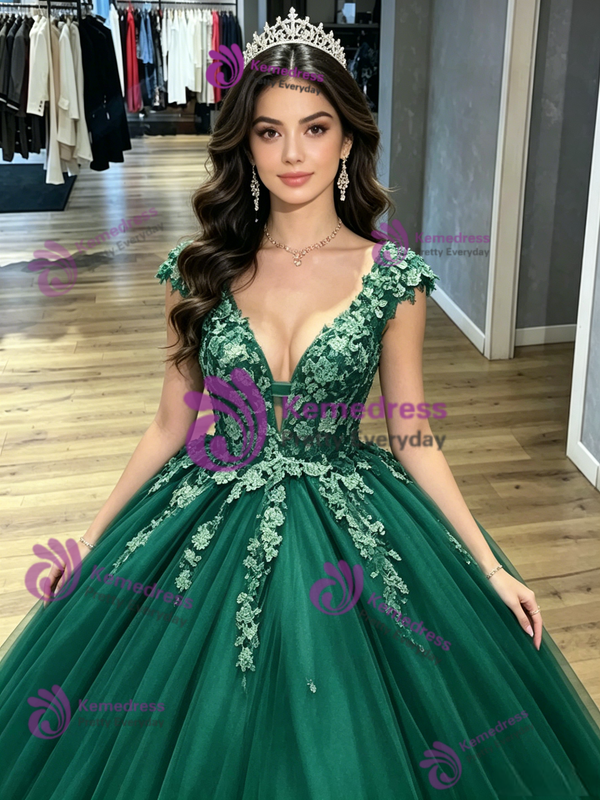 Green Tulle V-neck Appliques Quinceanera Dress