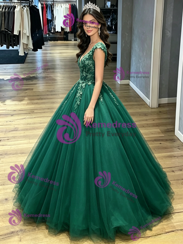 Green Tulle V-neck Appliques Quinceanera Dress