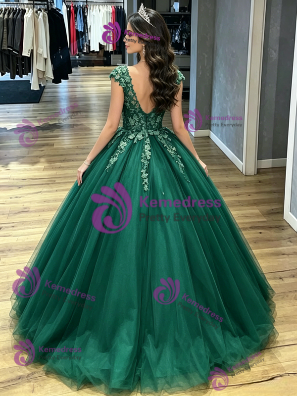 Green Tulle V-neck Appliques Quinceanera Dress
