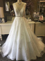 Popular Charming Wedding Dress Lace Wedding Dresses A Line Wedding Gown