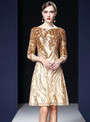 Fashion Gold Tulle Bateau Sequins 3/4 Sleeve Knee Length Mother Of The Bride Dress 2020