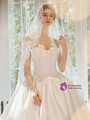 Exquisite White Satin Strapless Pleats Sleeveless Wedding Dress