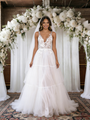 White Tulle V-neck Appliques Wedding Dress