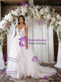 White Tulle V-neck Appliques Wedding Dress