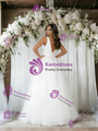 White Tulle V-neck Appliques Wedding Dress