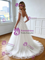 A-Line White Tulle Lace Appliques Wedding Dress