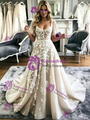 A-Line Tulle Appliques Straps Wedidng Dress