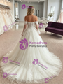 White Tulle Off the Shoulder Long Sleeve Appliques Wedding Dress