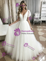White Tulle V-Neck Puff Sleeve Wedding Dress