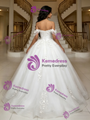 White Tulle Off the Shoulder Appliques Quinceanera Dress