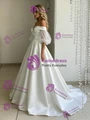 White Satin Puff Sleeve Appliques Wedding Dress