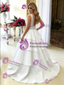 White V-neck Lace Wedding Dress