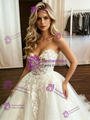 White Tulle Appliques Strapless Wedding Dress