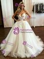 White Tulle Appliques Strapless Wedding Dress