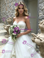 White Tulle Lace Strapless Wedding Dress