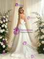 White Tulle Strapless Wedding Dress