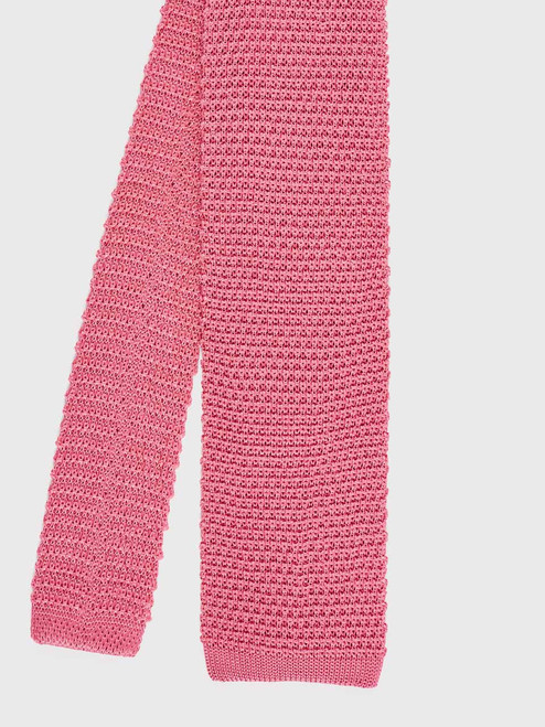 Knitted silk tie pink front