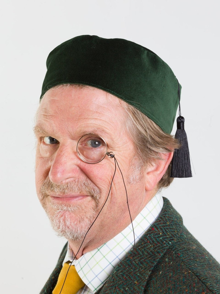 Green Smoking Cap On Lord T