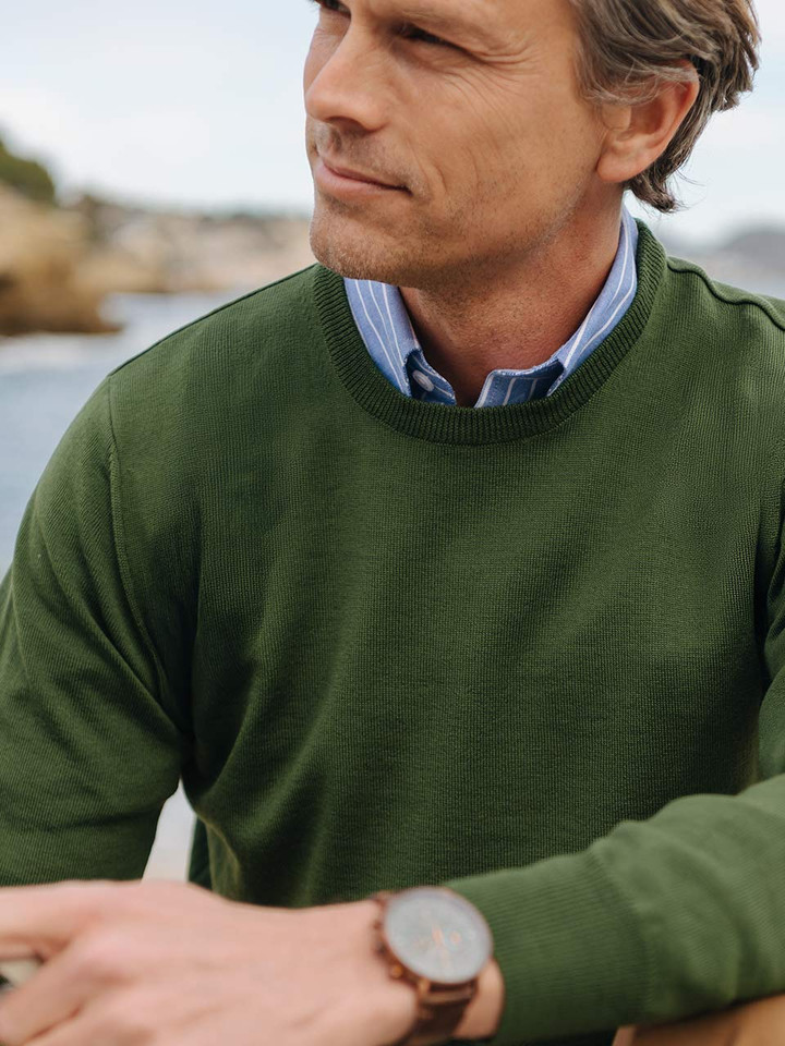 Men's Leaf Green 100% Merino Wool Crew Neck Sweater on Model