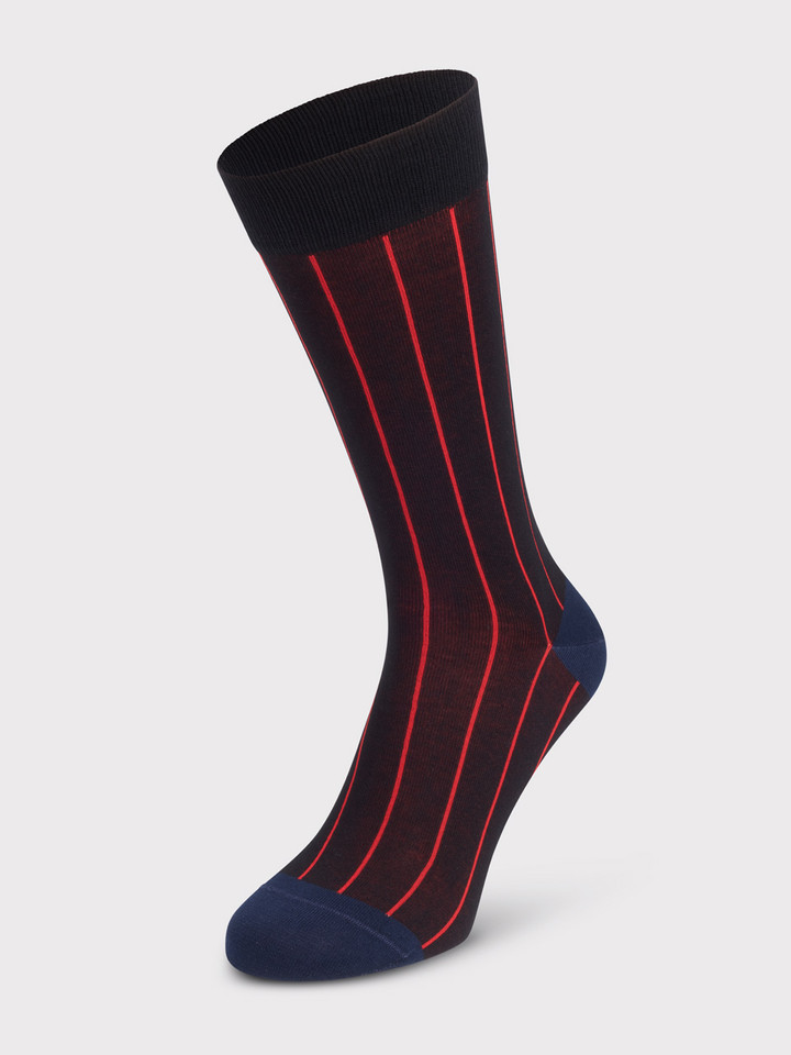 Mens Black Pin Stripe Egyptian Cotton Socks On Foot
