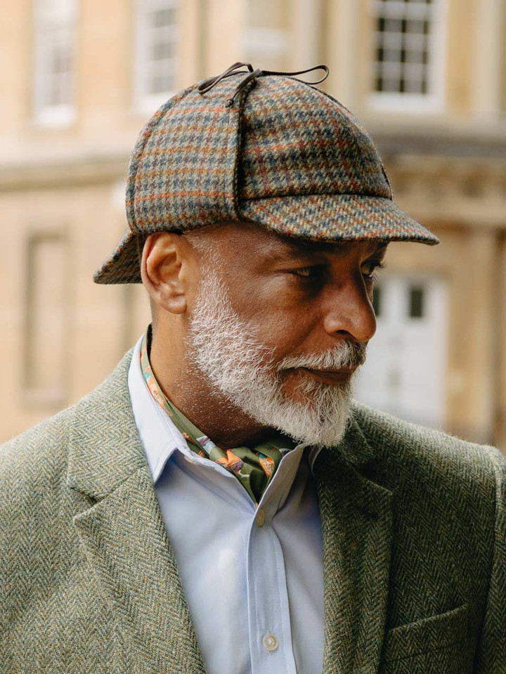 Check Deerstalker Hat On Model