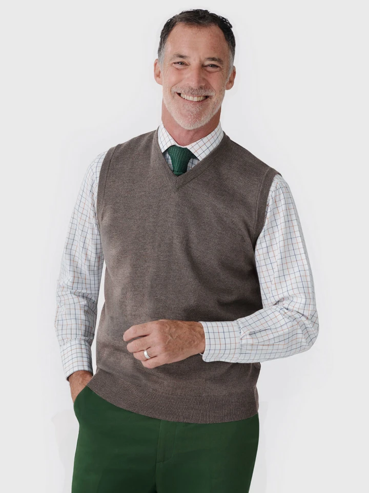 Mens Truffle Merino Slipover on Model