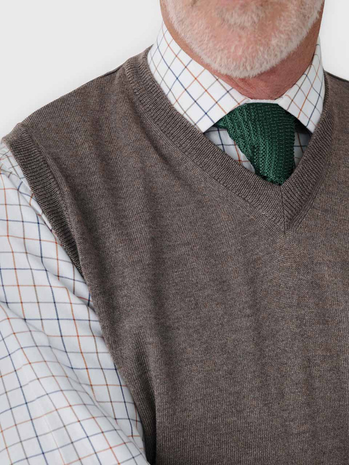Mens Truffle Merino Slipover on Model