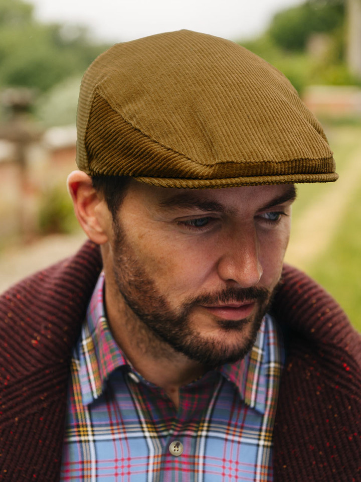 Mens Fawn Cord Flat Cap on Model