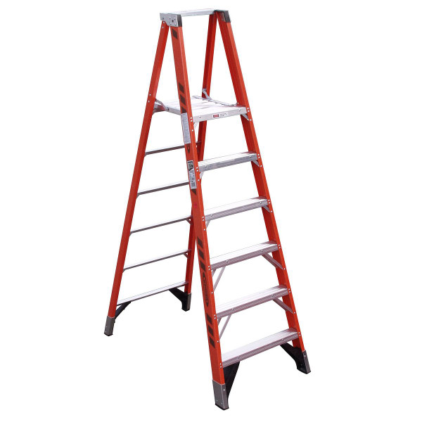 WERNER Platform Stepladder,6 ft.,FGL,375 lb. P7406