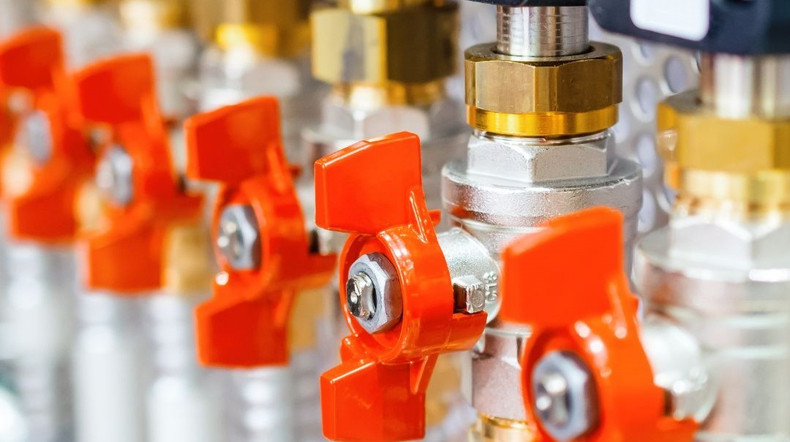 Understanding the Essential Components of Fluid Control: Exploring Different Types of Valves