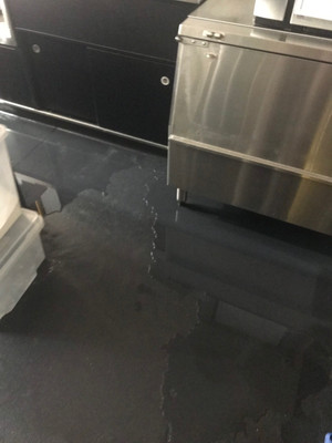 Why Is My Ice Maker Leaking?