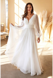 Elegant Boho Long Sleeves V Neck Cap Sleeves Pleats Backless Bridal Gowns 