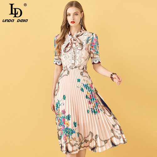 LD LINDA DELLA Summer Fashion Designer Pleated Dress Women Short sleeve Lace Patchwork Floral Print
