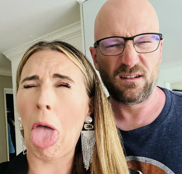 man and woman disgusted face