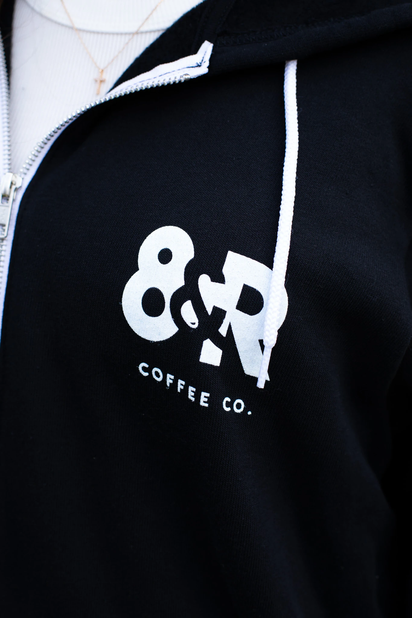 Classic Zip Up - Black