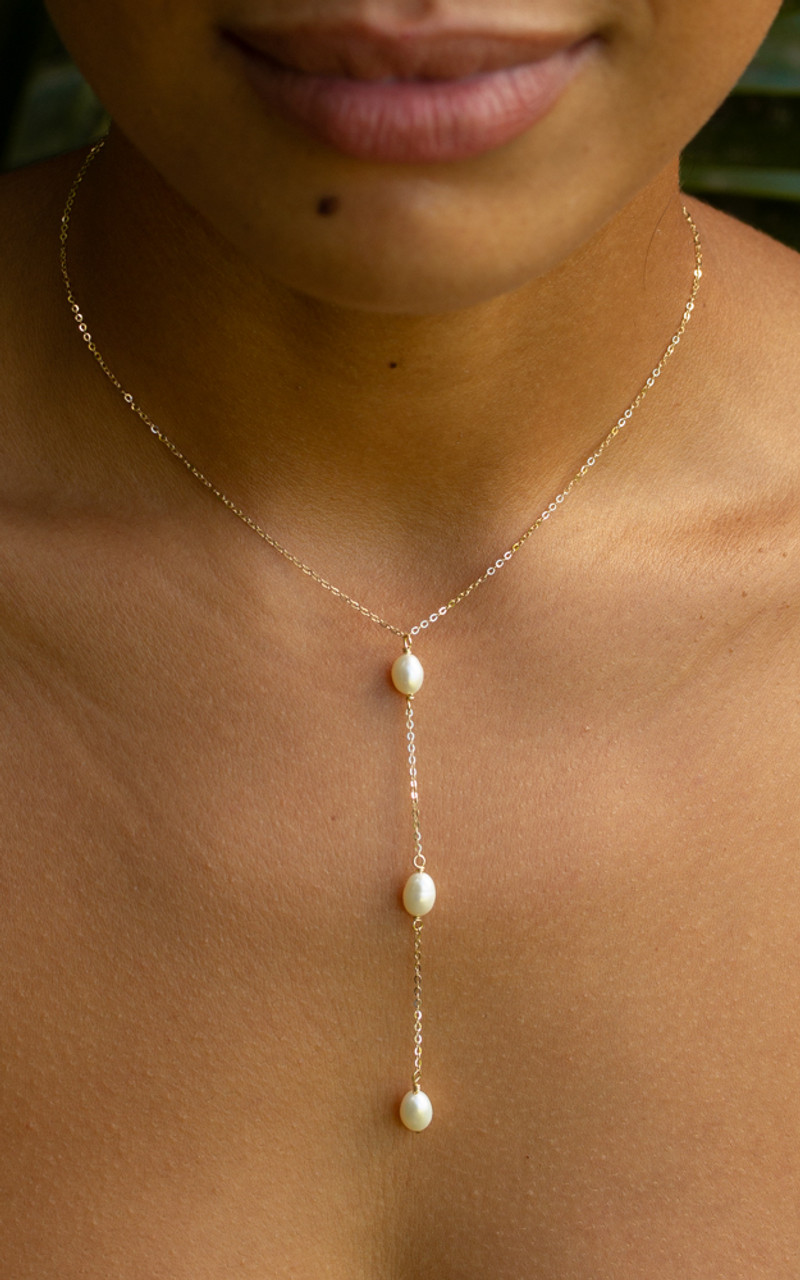 Elegant Pearl Lariat Statement Necklace