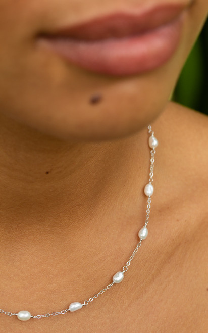 Single Layer Pearl Necklace Silver