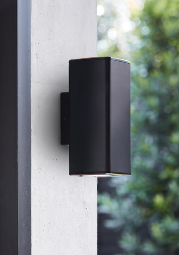 Black up/down pillar light